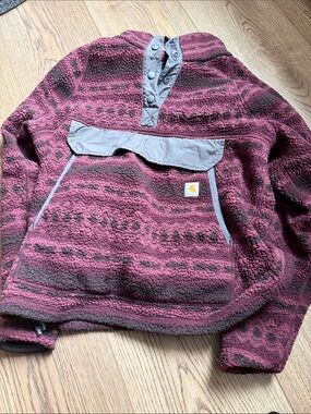 Carhartt Women's Maroon Patterned Sherpa Zip-Up Pullover with Gray Trim